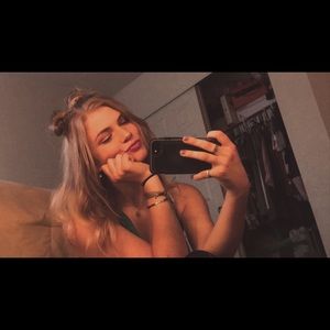 Meet your Posher, Natalie